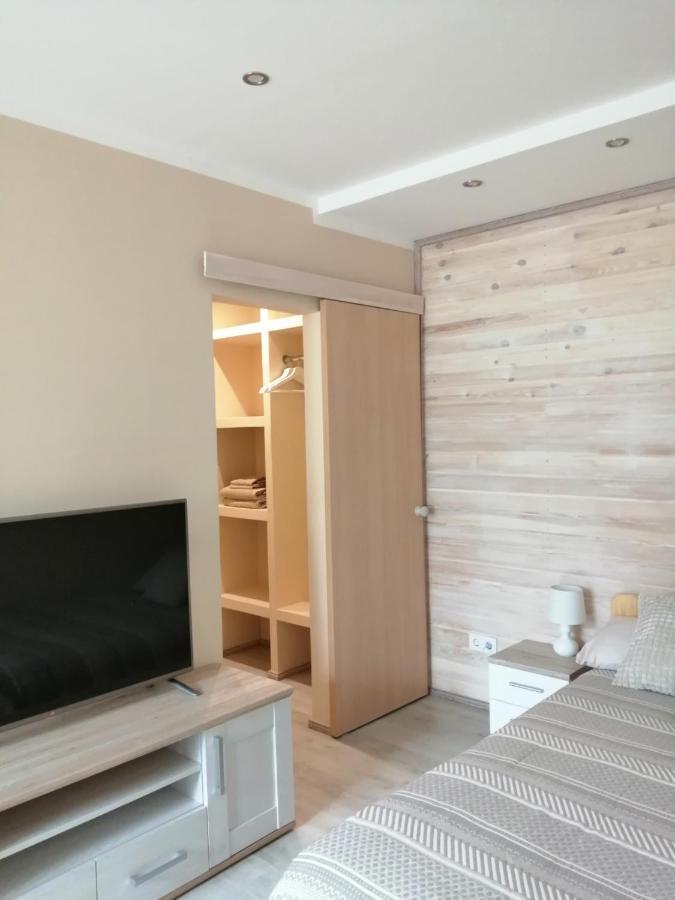 Apartamenti Miera Osta Liepāja Eksteriør billede