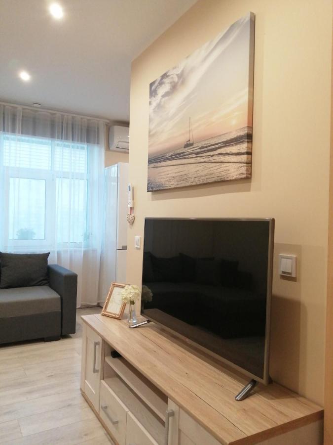 Apartamenti Miera Osta Liepāja Eksteriør billede